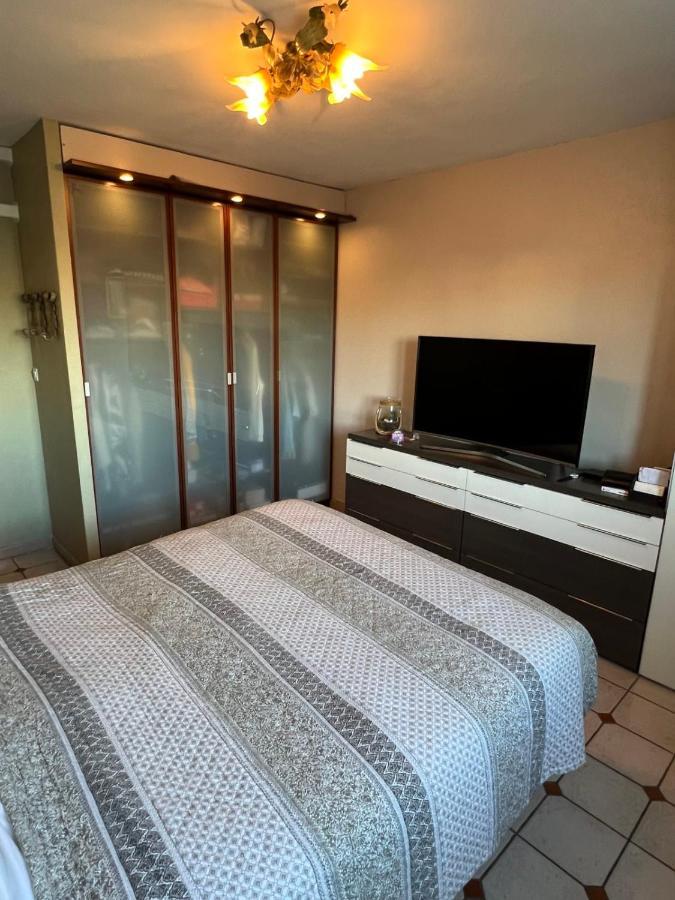 Appartement Mar E Souleu Avec Terrasse Et Vue Mer Au Grau Du Roi Le Grau-du-Roi Luaran gambar